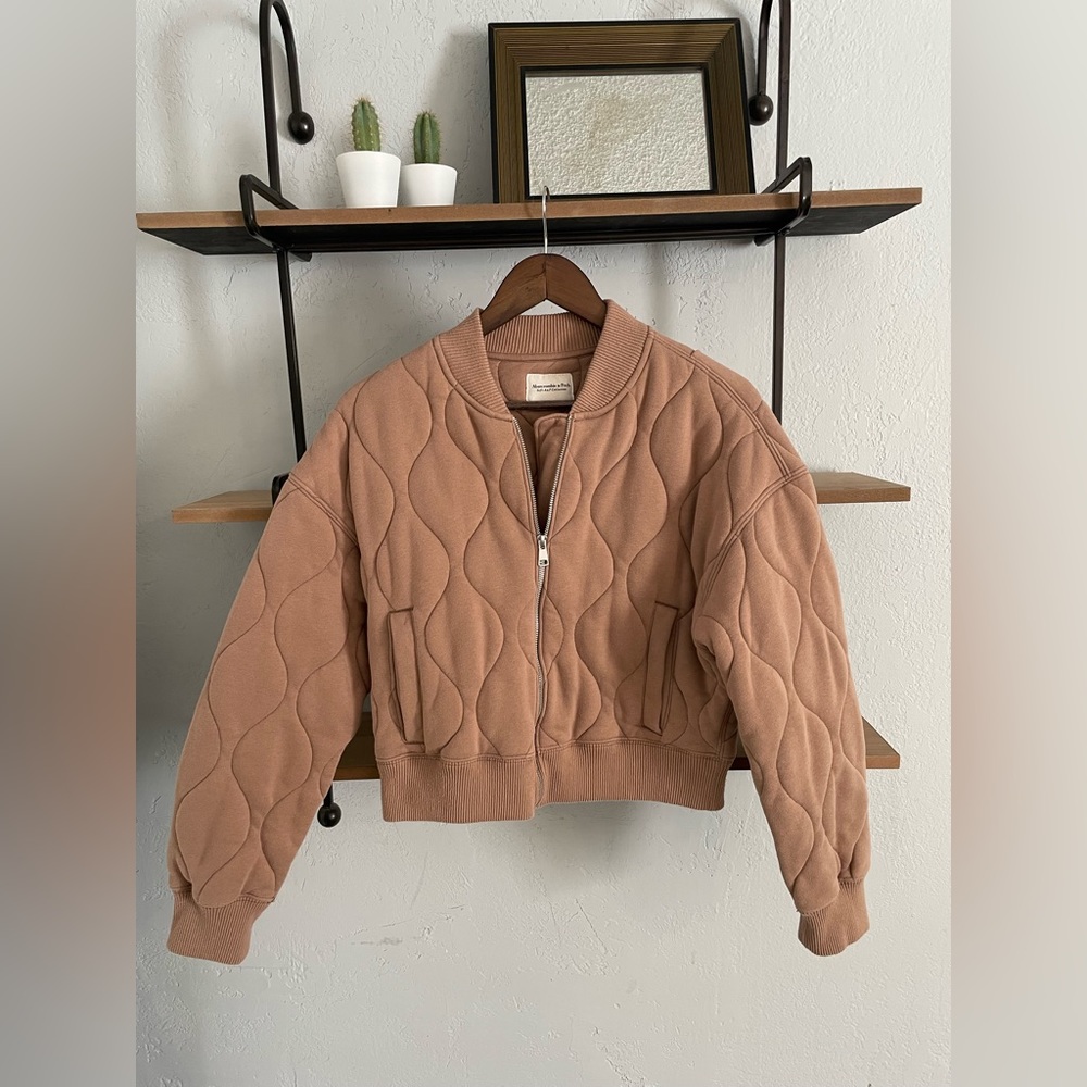 Quilted Abercrombie Jacket (medium)